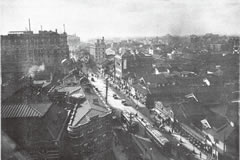 「建築と社会」1928(昭和3 )年1月号より「北濱ビルより望みたる堺筋一帯」
