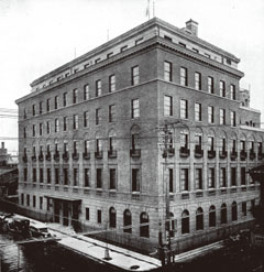 「建築と社会」1932年7月号より　日本綿業会館